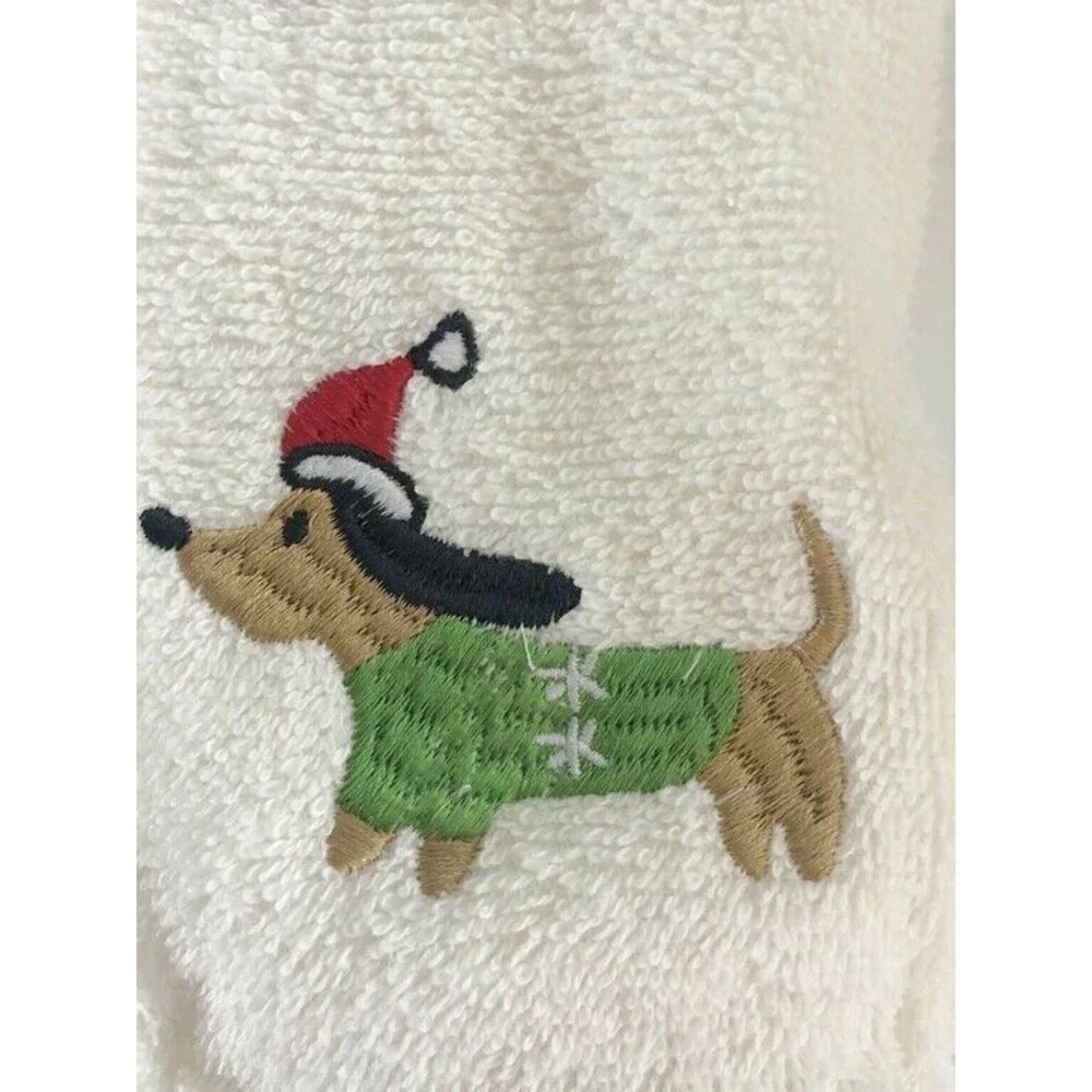 Avanti Christmas Dachshund Fingertip Towel Set Of 2 Ivory Doxie Hot Dog Holiday
